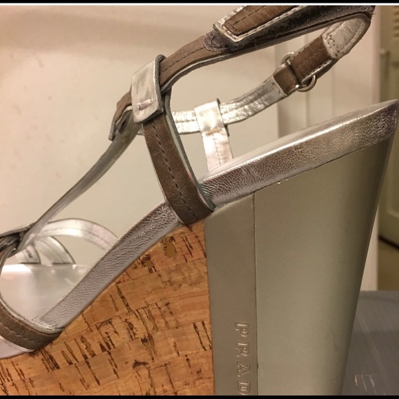 Prada wedge sandals 7.5 - Picture 6 of 6